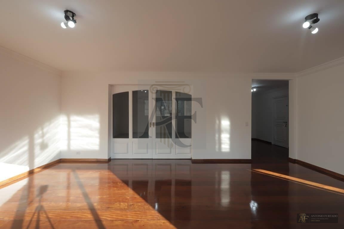 Apartamento em Itaim Bibi