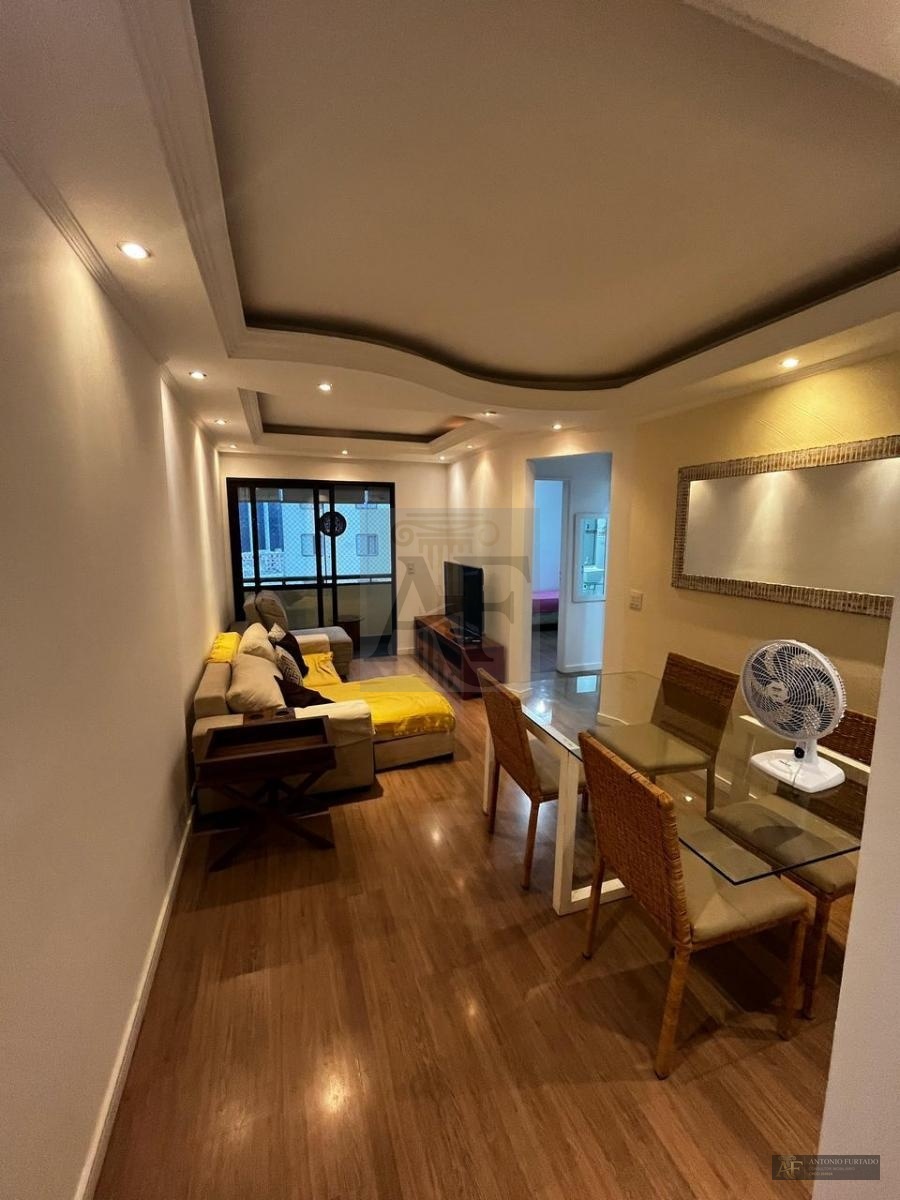 Apartamento em Cambuci